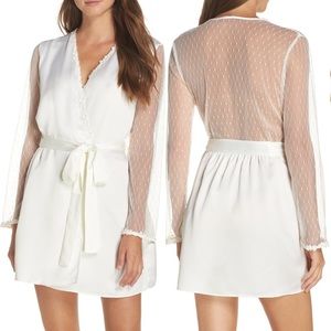 Flora Nikrooz Showstopper Robe - S